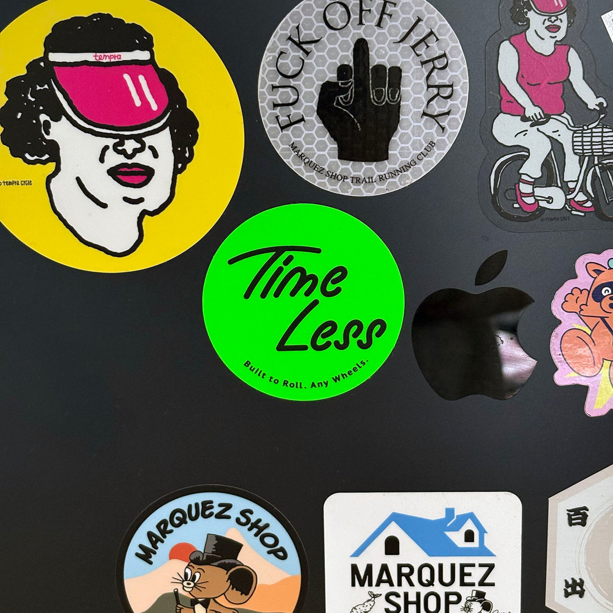 TIME LESS ロゴ サークルステッカー