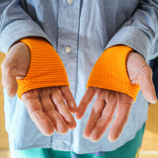 瞬暖 GRID-TEC+ フーディー（サムホール）