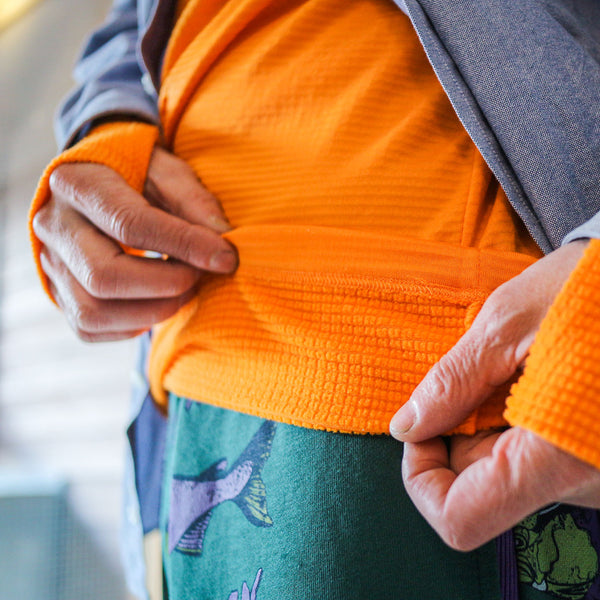 瞬暖 GRID-TEC+ クルーネック（サムホール）